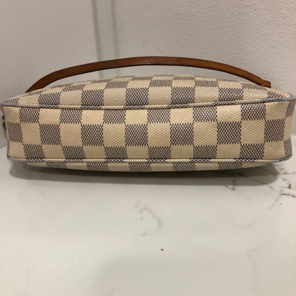 Louis Vuitton Damier Azur - Picture 3 of 7
